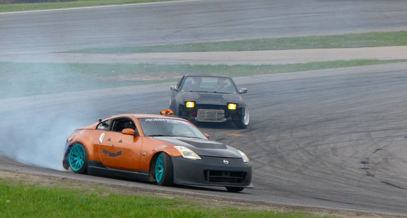 Illustration for article titled Blown Turbos, Wrecked Mustangs, Epic Slides: Inside Michigan's Drift Scene